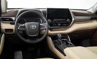 Toyota Highlander 2021